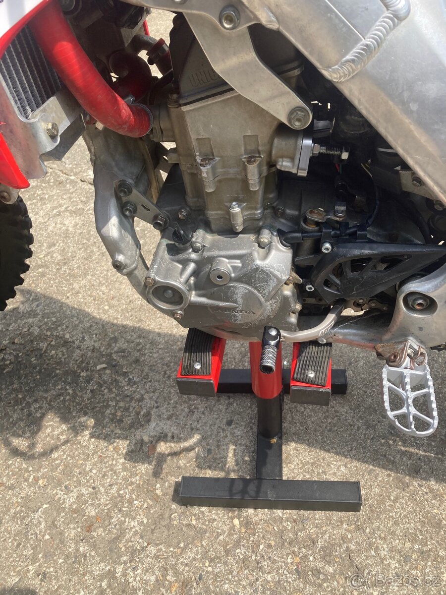 Honda CRF250R - 8