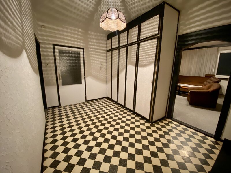 Prostorný dvougenerační byt 4+1 s balkonem a výhledem na Ješ - 8