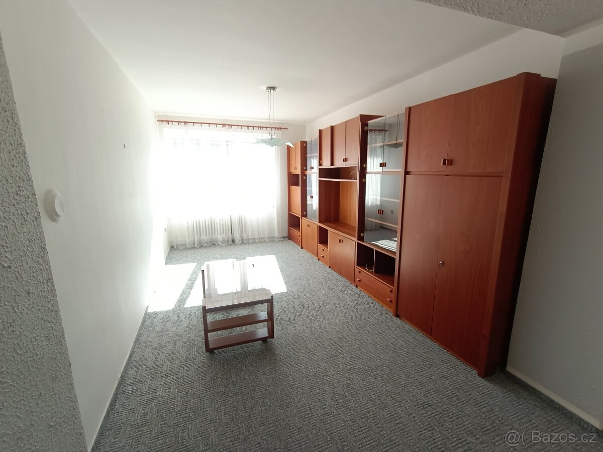 Pronájem bytu 2+1 Uničov - 8