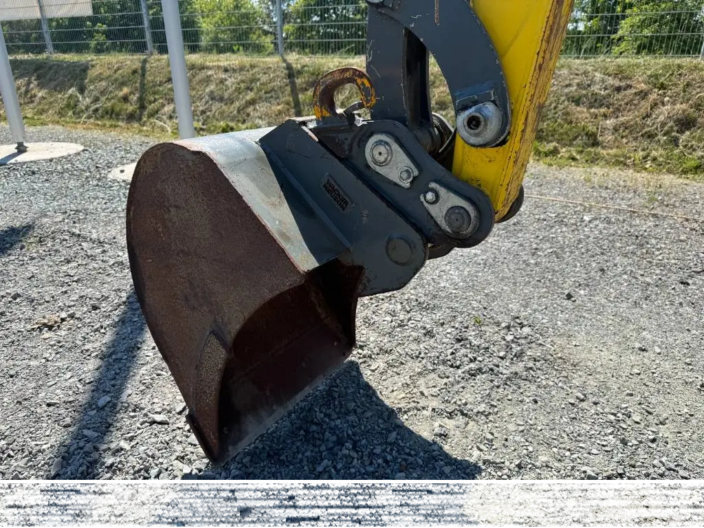 Pásový bagr Wacker Neuson EZ 35 - 8