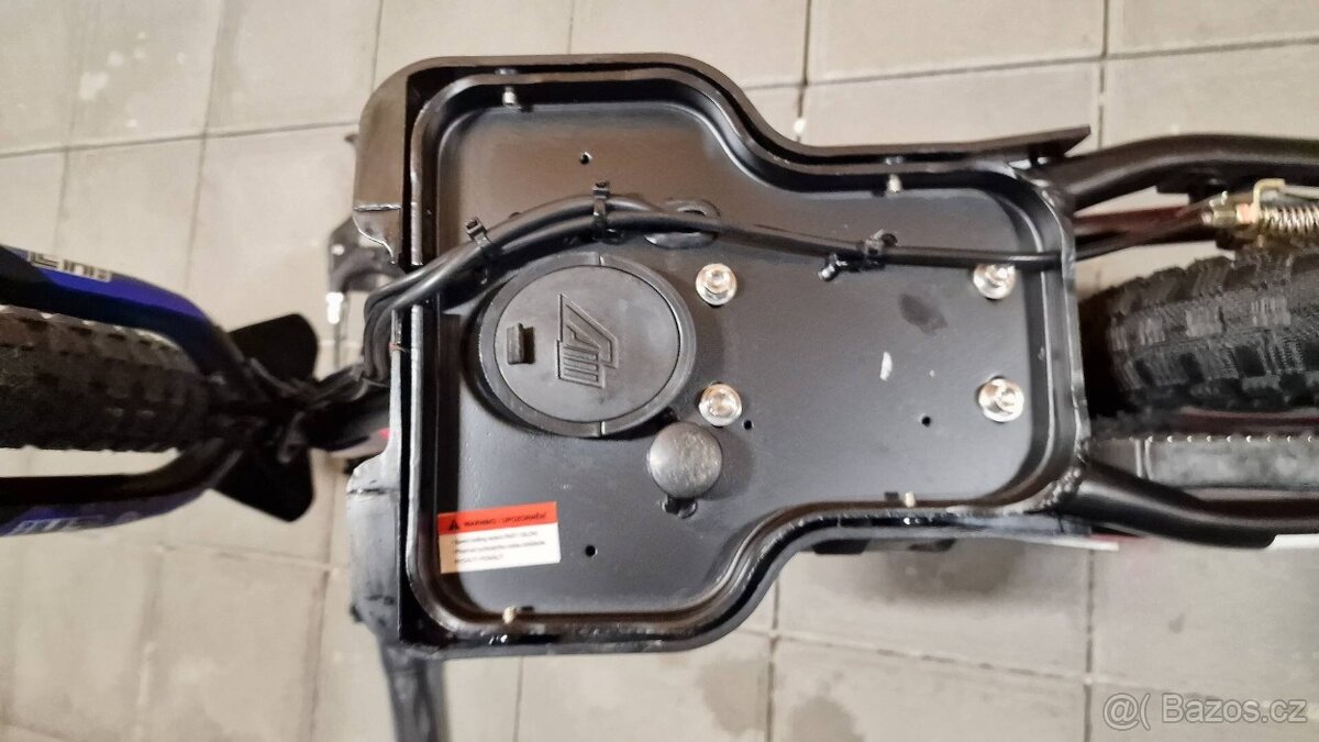 Dětská elektrická motorka PUSH MINI 12 - 8