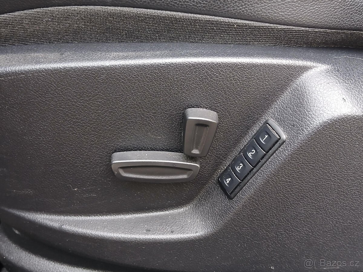 Ford S-MAX 2.0EB , 176 kW benzín, 2012 - 8