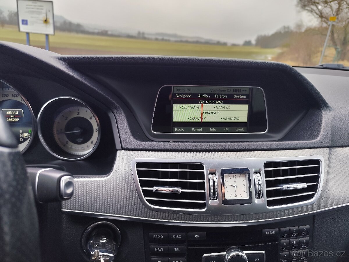 Mercedes Benz E220 2014 - 8