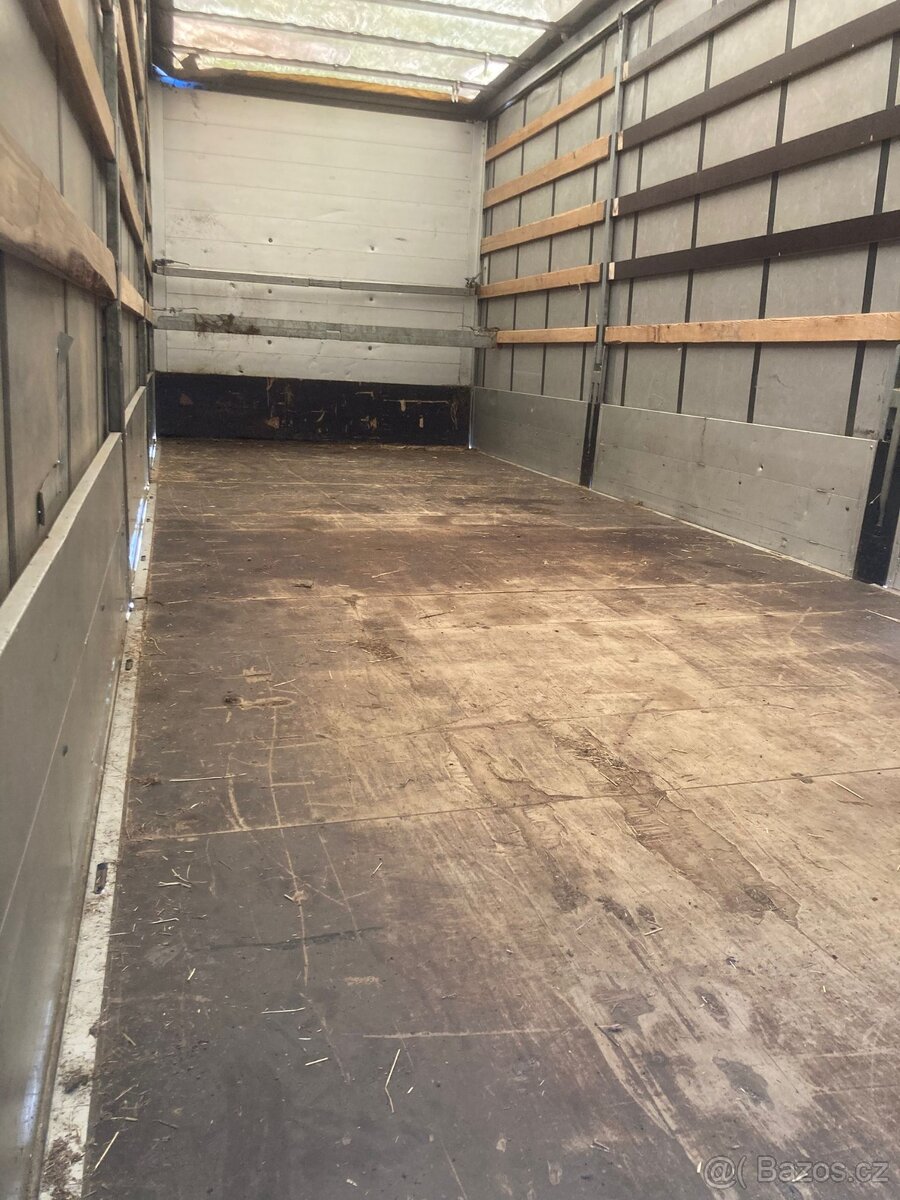 Plachtová nástavba - 8