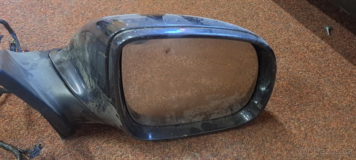 Prave leve zrcatko audi q7 - 8
