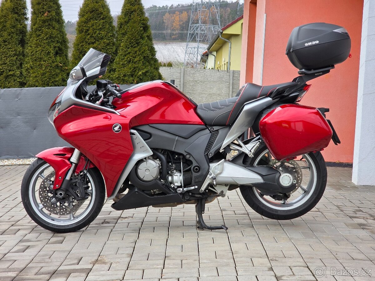 Honda VFR 1200F, 3x kufr - 8