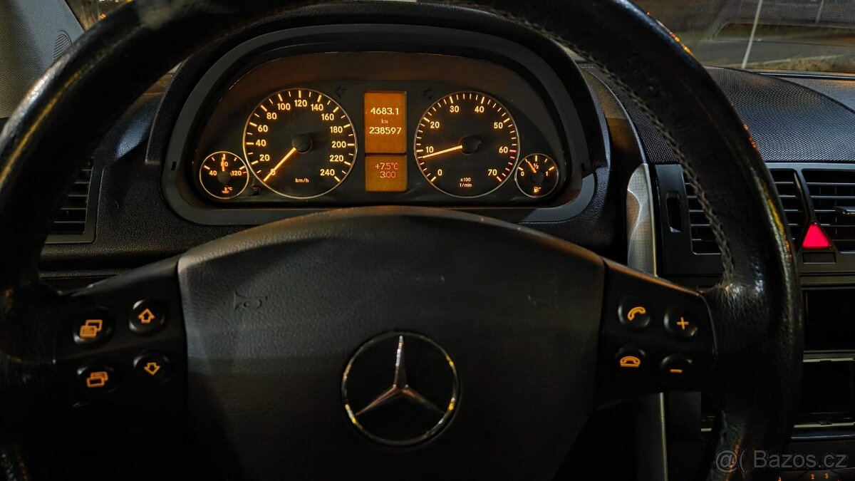 Mercedes-Benz A,200,STK 12/27 - 8