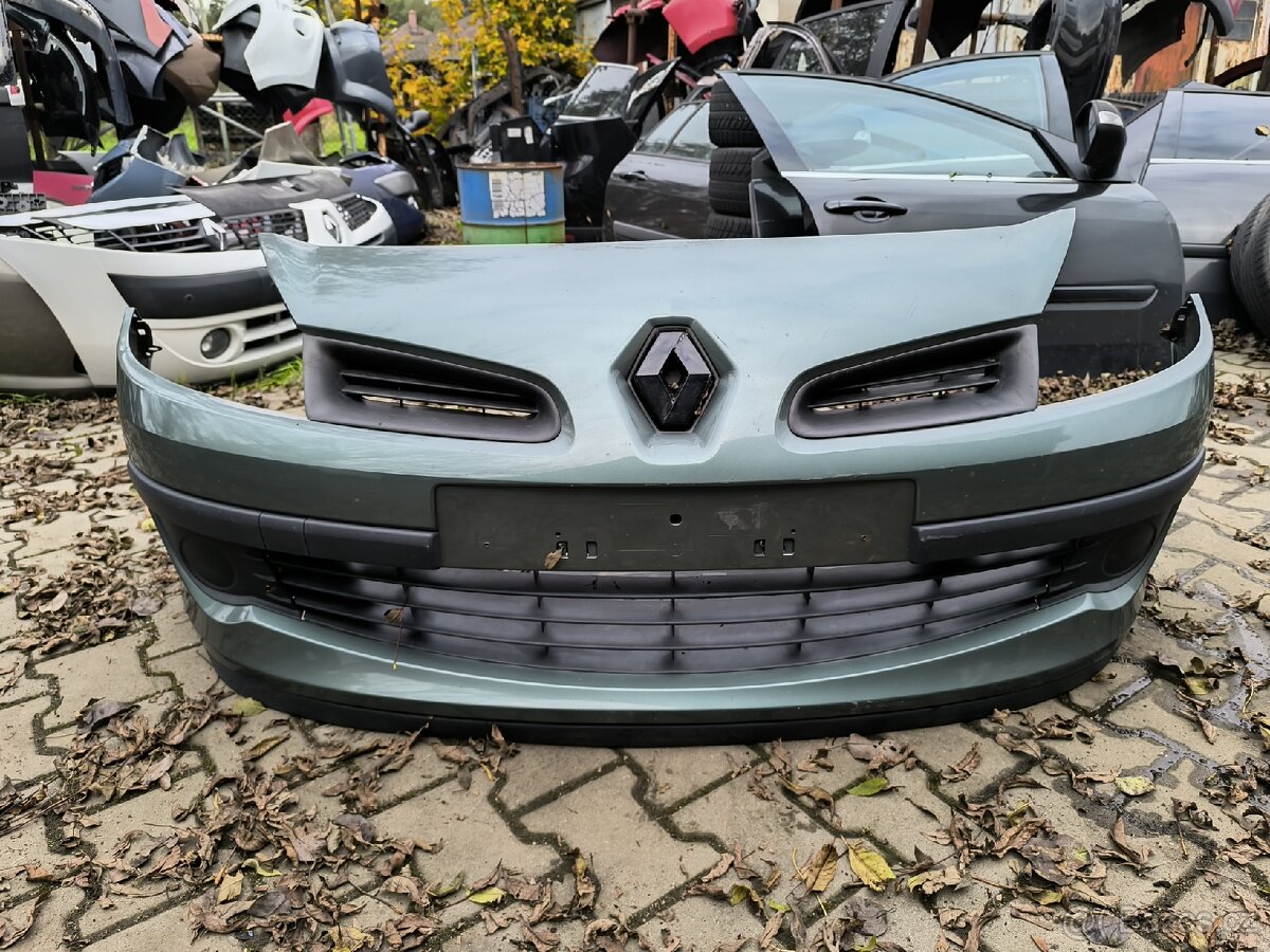 Renault Clio 3 přední nárazník - 8
