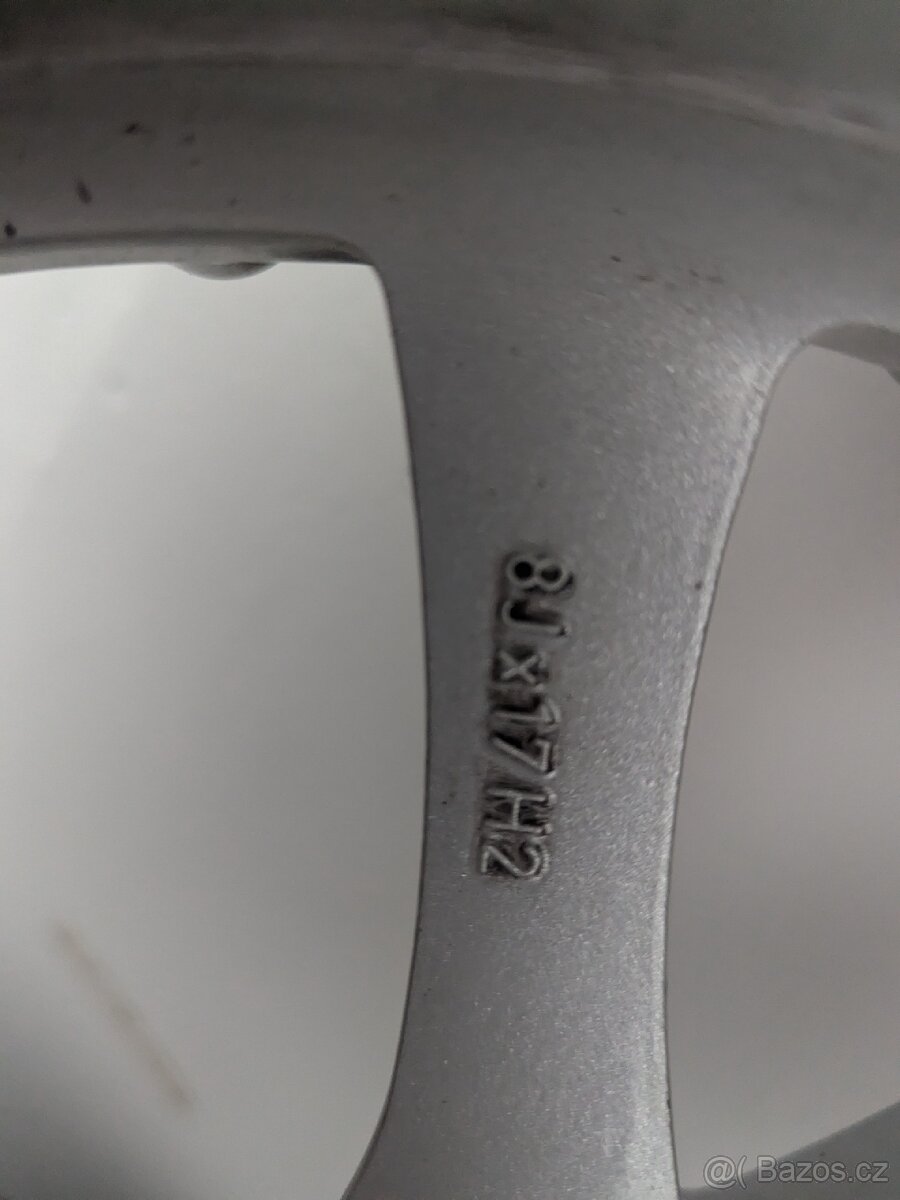 ALU AEZ 17", rozteč 5x120 . Zimní 215/60/17 C - 8