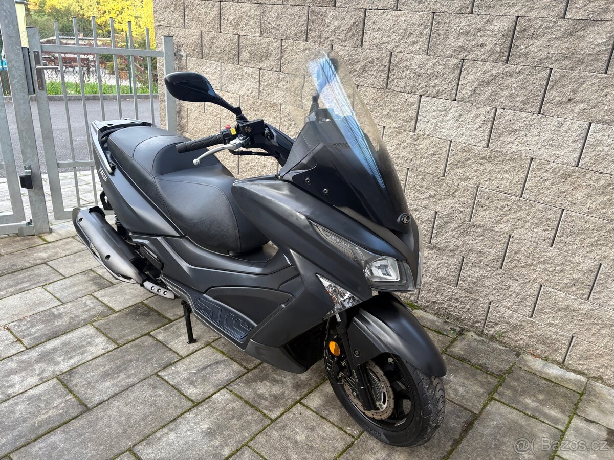 Kymco x town 300 2018 - 8