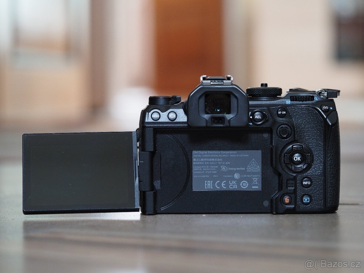 Prodám fotoaparát Olympus OM System OM-1 top stav - 8