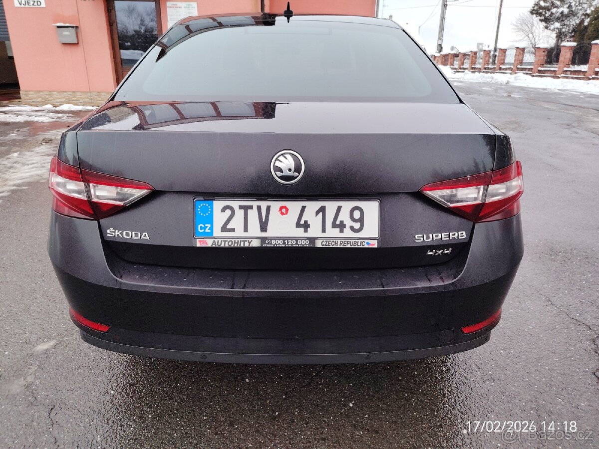 Škoda Superb 2.0 TDI DSG rok 2017 - 8