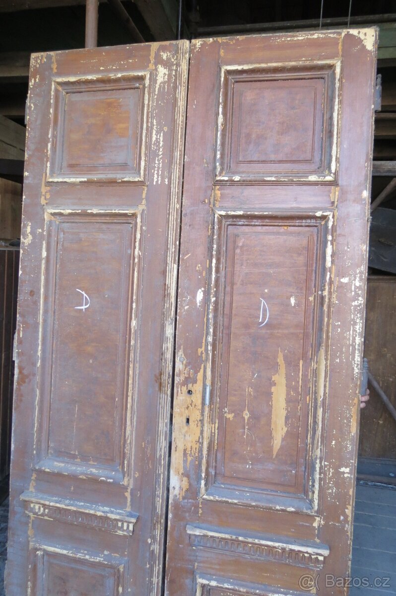 D/ Staré vchodové dveře - 8