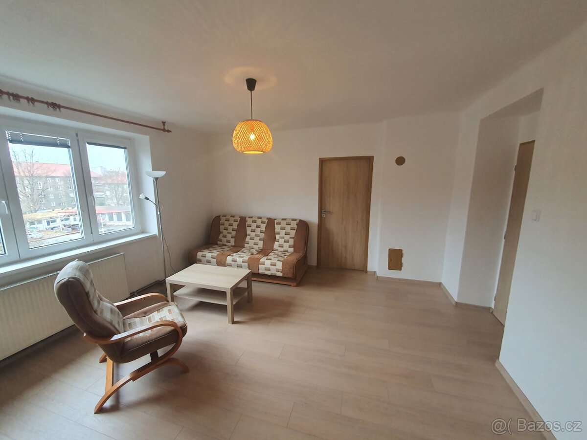 Pronájem bytu 2+1 v České Lípě. - 8