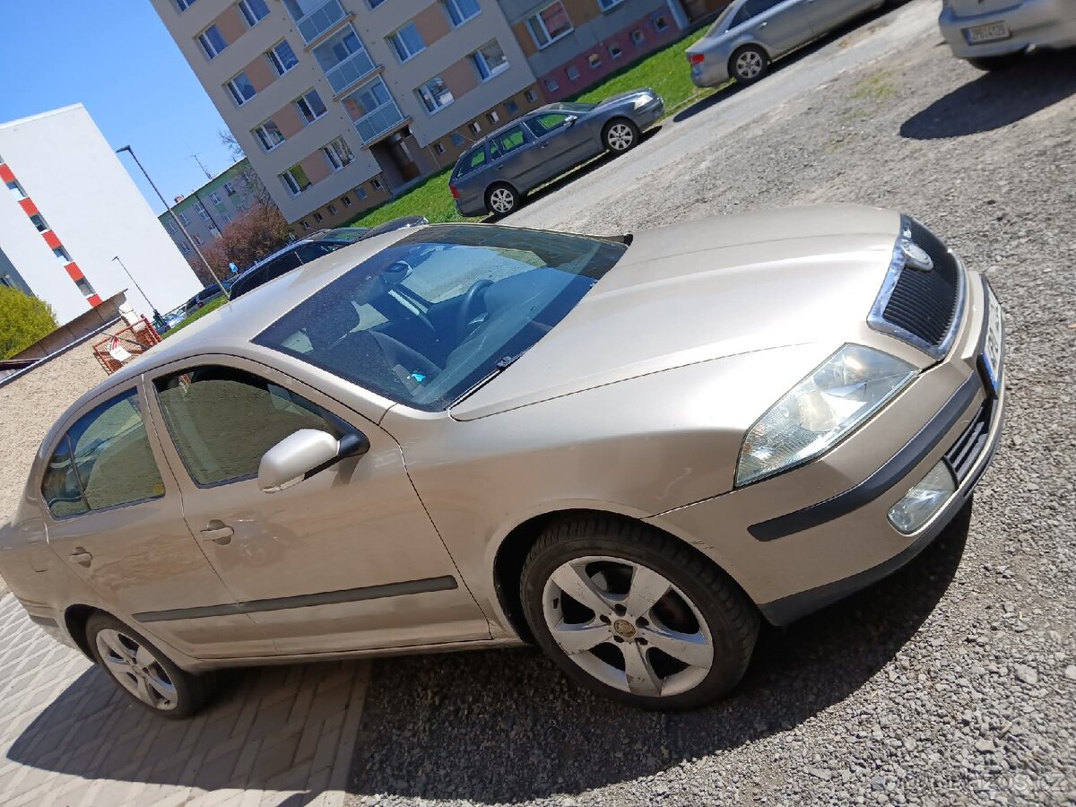 Škoda Octavia II - 8