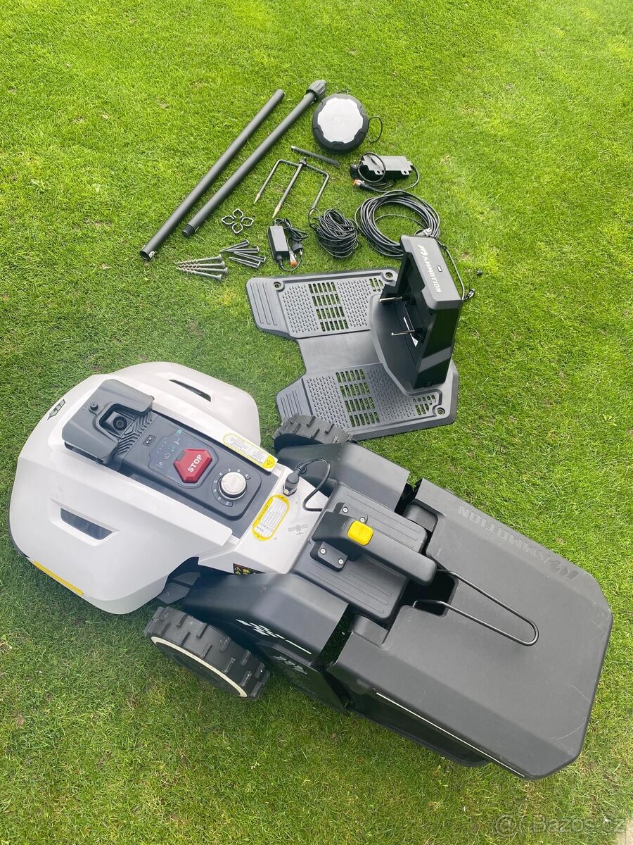 YUKA 2000 s košem (Robotická sekačka s GPS) - 8