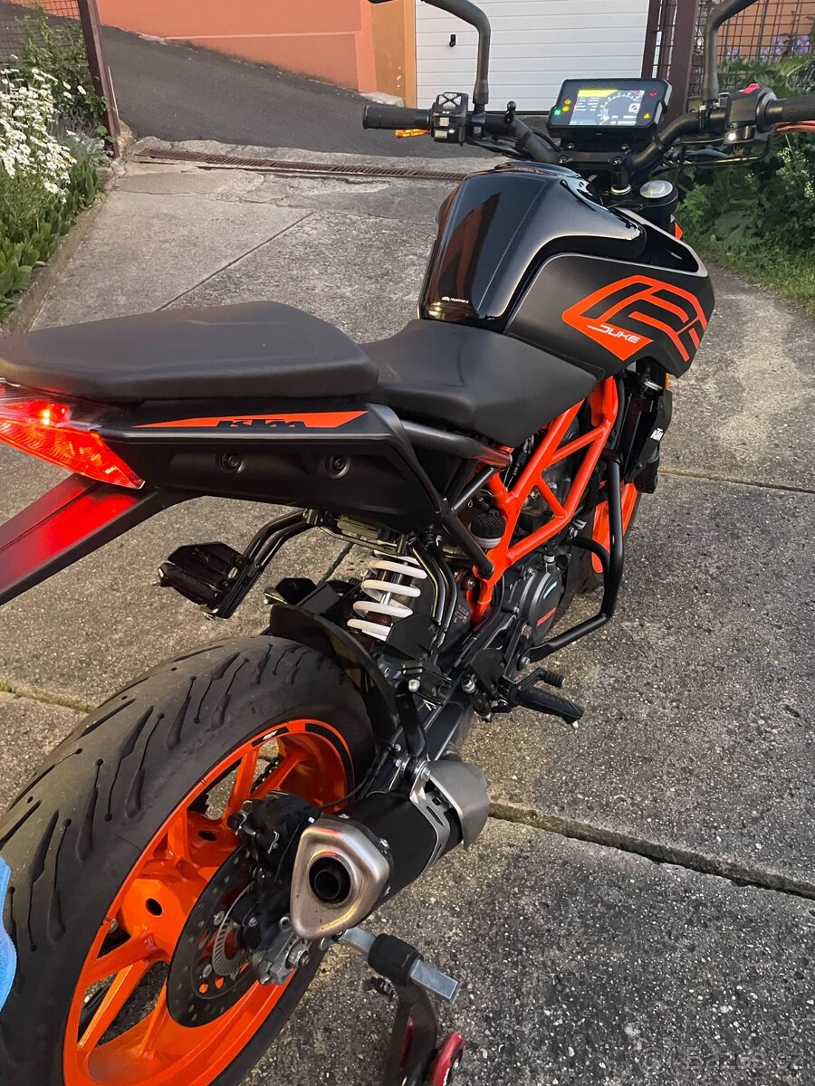 KTM DUKE 125 2021 BLACK - 8