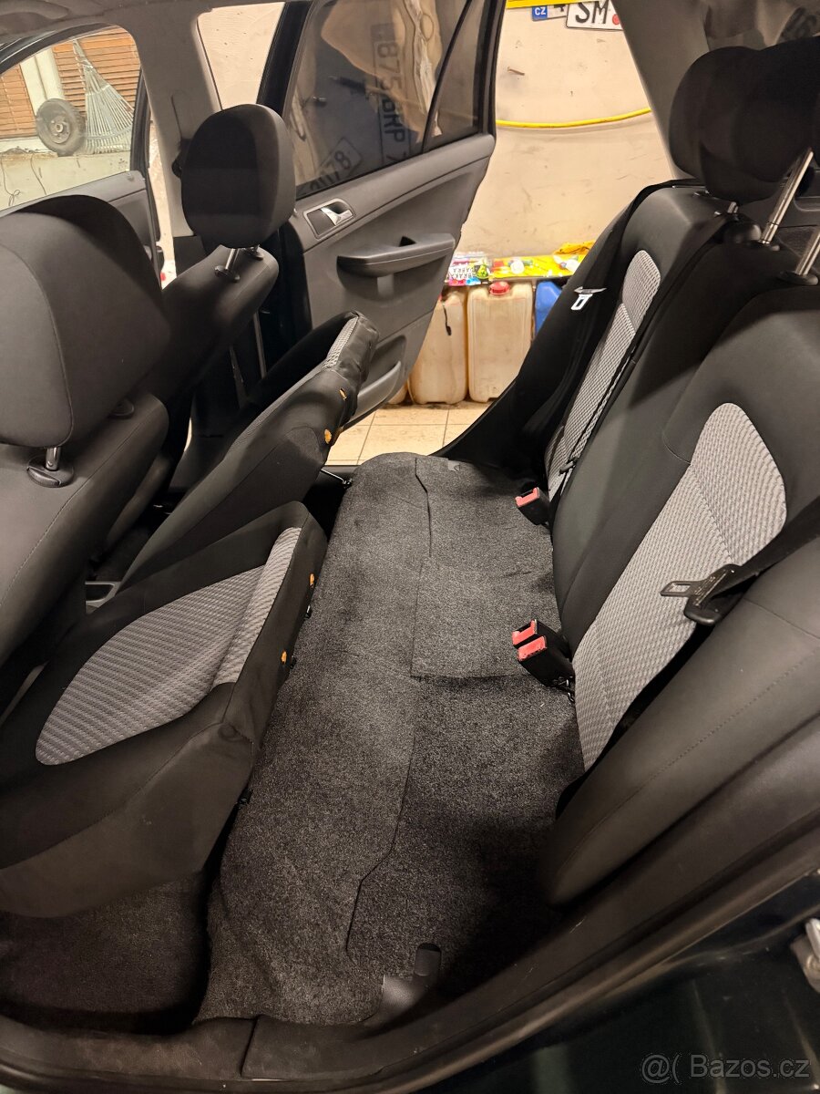 Prodám Škoda Fabia 1.4 mpi 55kw - 8