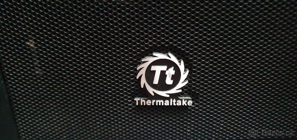 Pc skříň Thermaltake Element G + DVD vypalovačka - 8