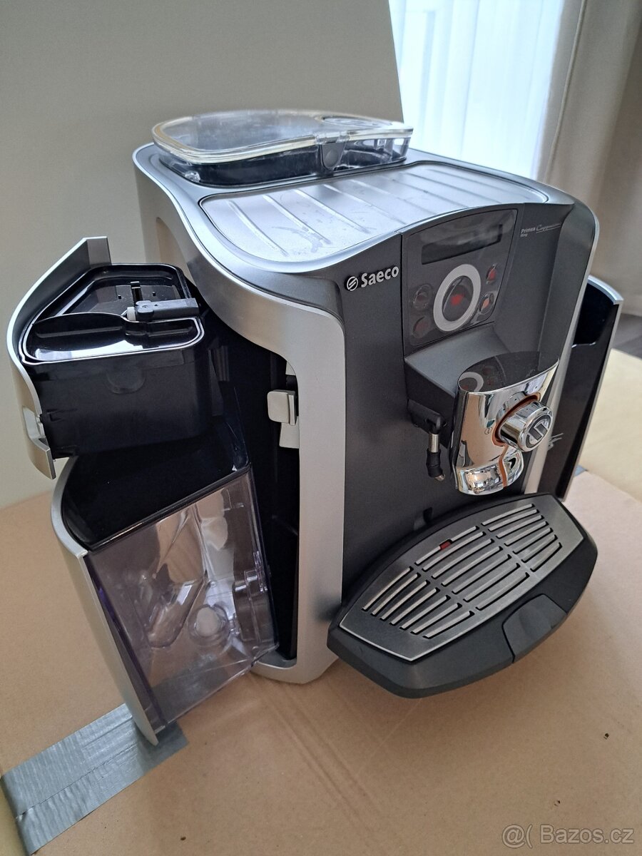 Kávovar Saeco plnoautomatický - 8