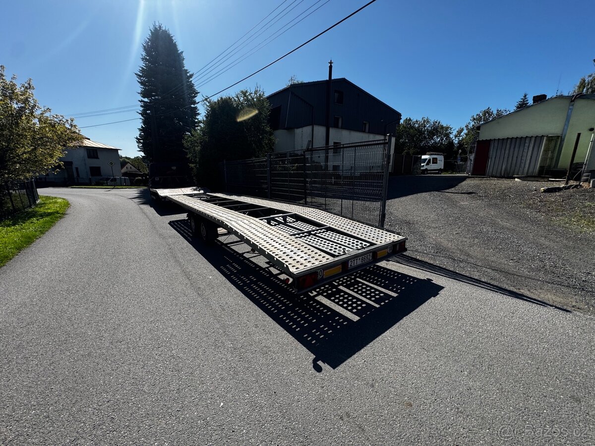 Odtahova souprava iveco daily 3.0 vlek dvojplato 8,5 m - 8