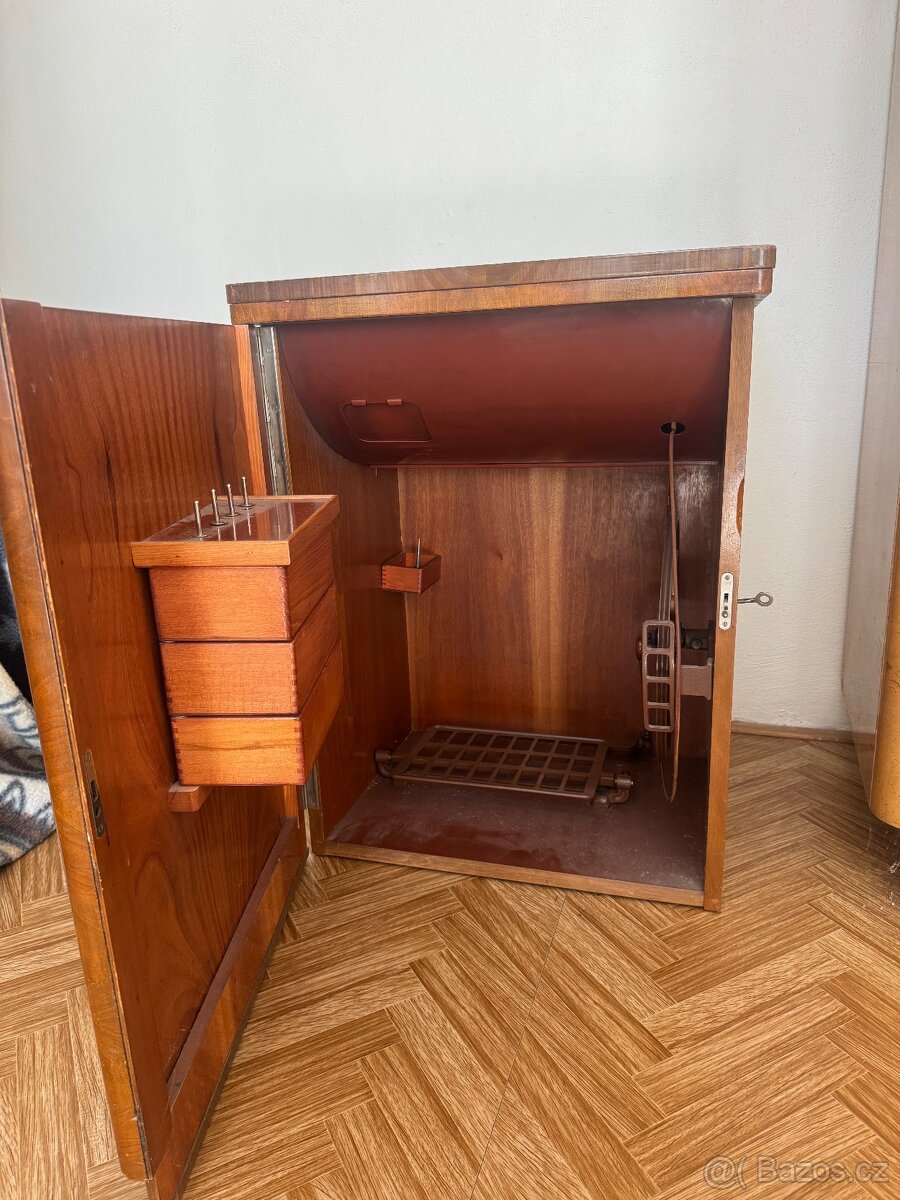 Šicí stroj Minerva - 8