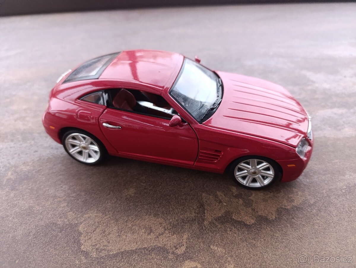 modely autíček 1:18 - 8