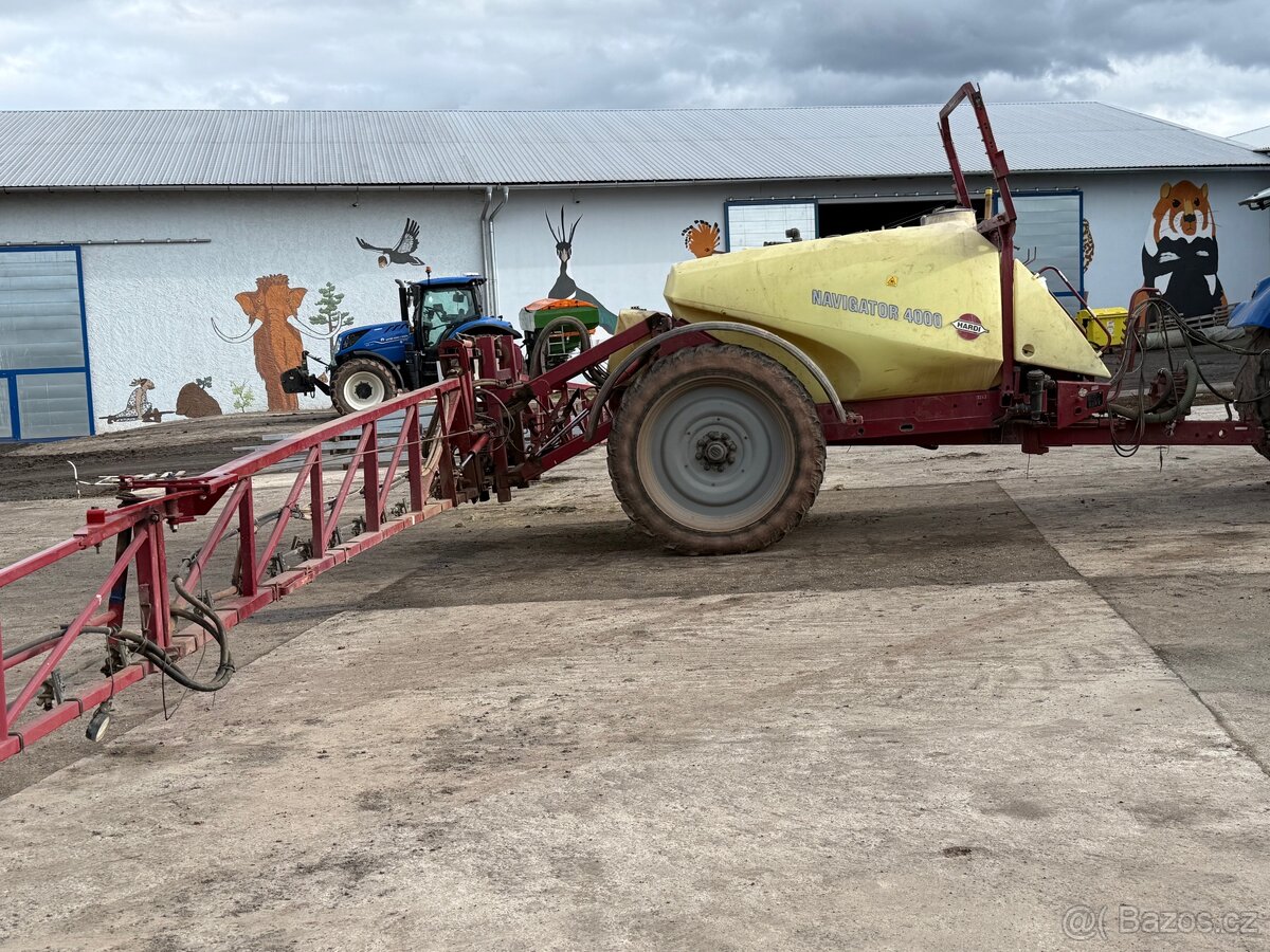 Postřikovač Hardi Navigator 4000 - 8