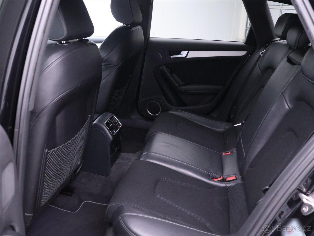 Audi A4 3,0 TDI 180kW quattro S-Line (2013) - 8