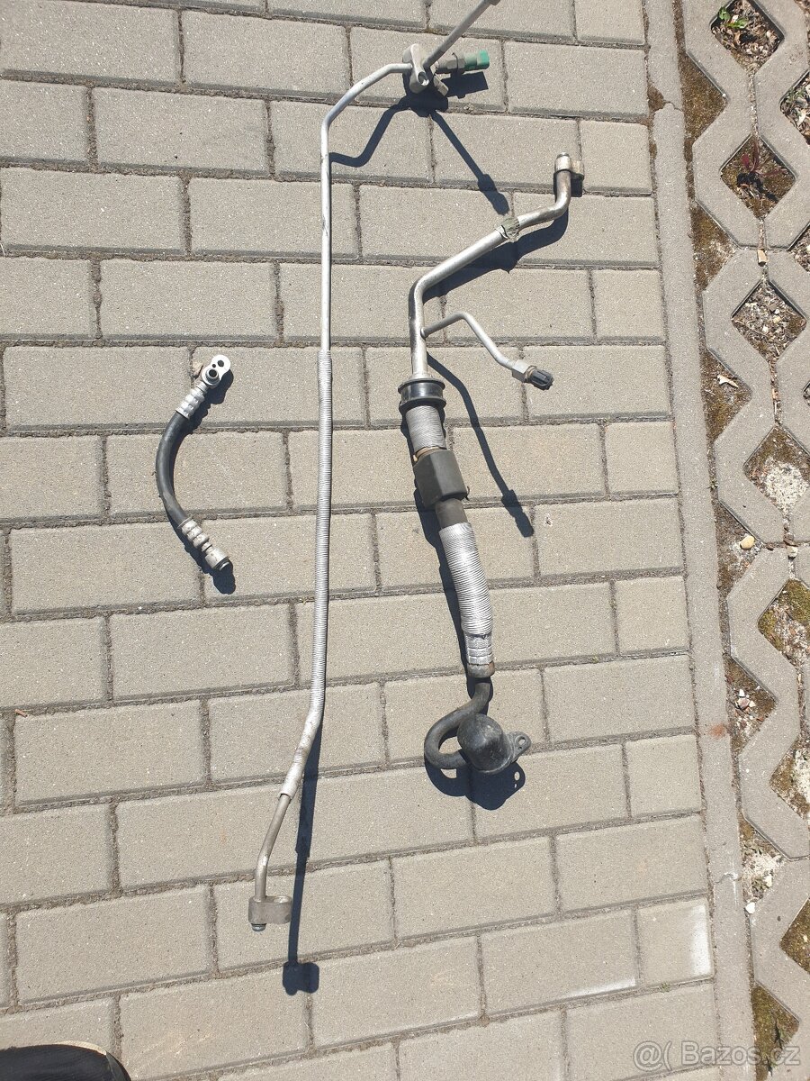 E39 528i náhradní díly ND - 8