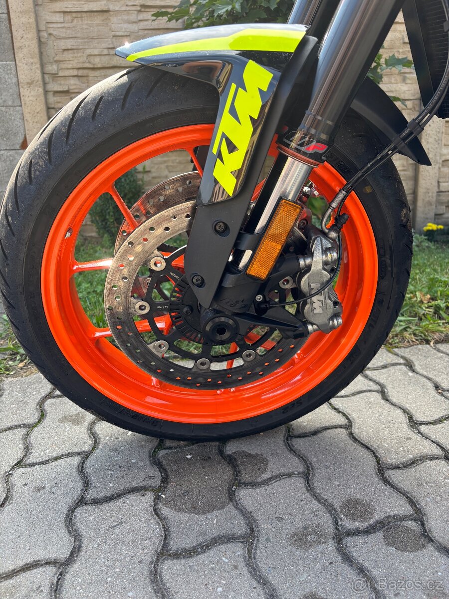 KTM DUKE 790 - 8