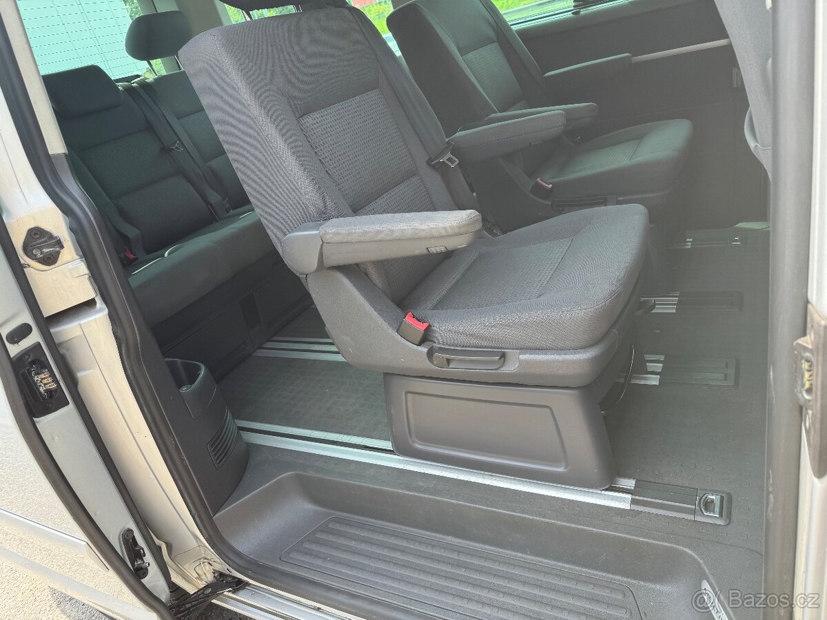 VW Multivan 128kw 2.5TDI - 8