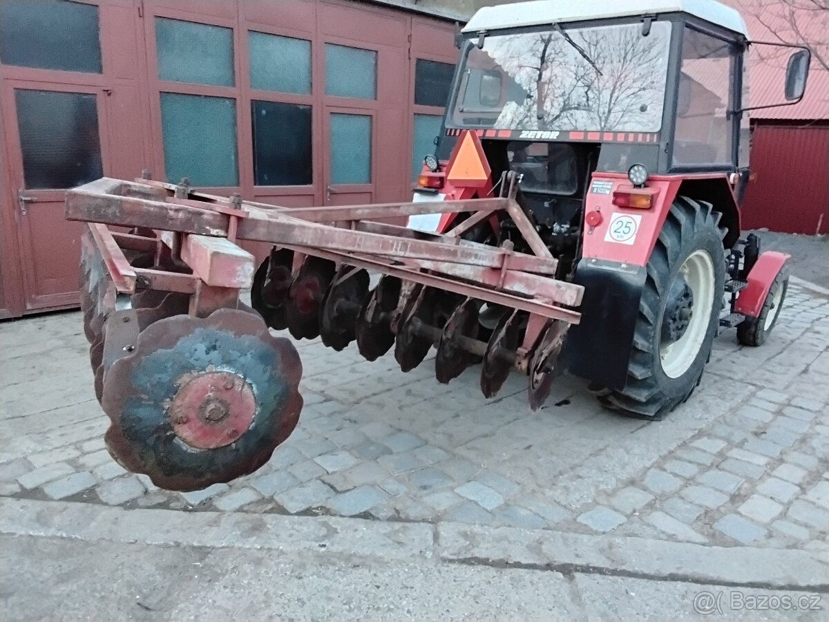 Diskový dvouřadý podmítač - 8