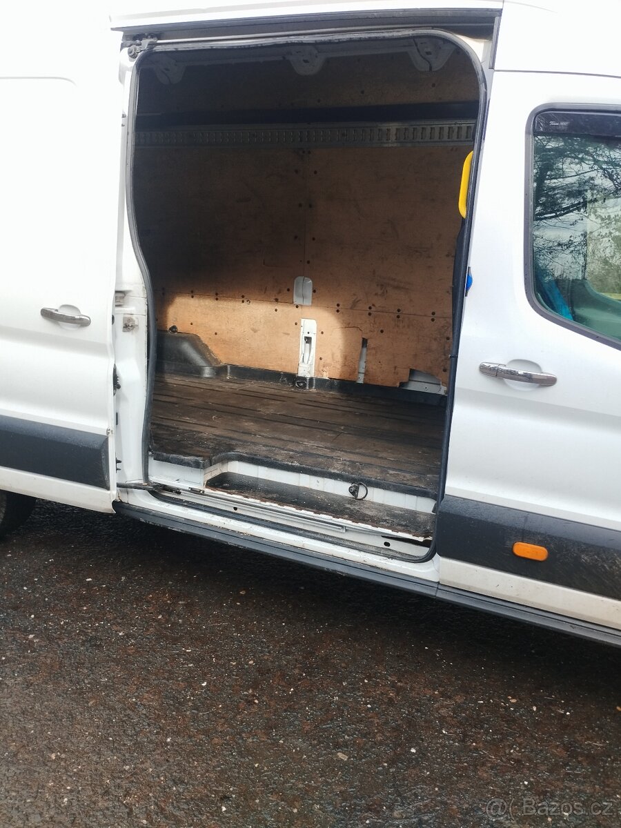 Prodám Ford transit 2'2 92 kW - 8