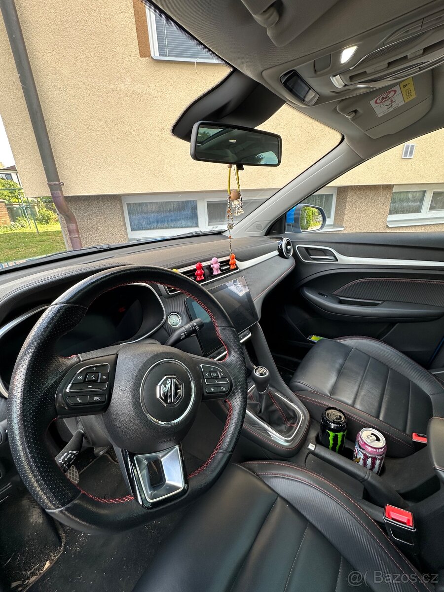 MG ZS Elegance - 8