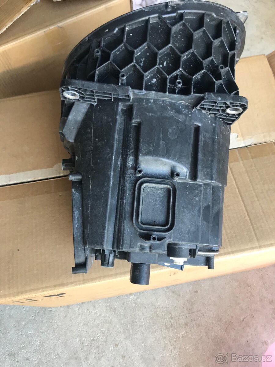 Predám predné svetla na Mercedes G 463 nový model2020 - 8