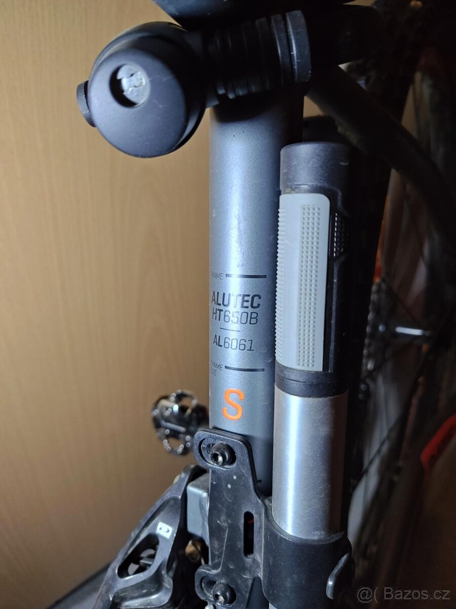 Horské kolo Kellys - 8