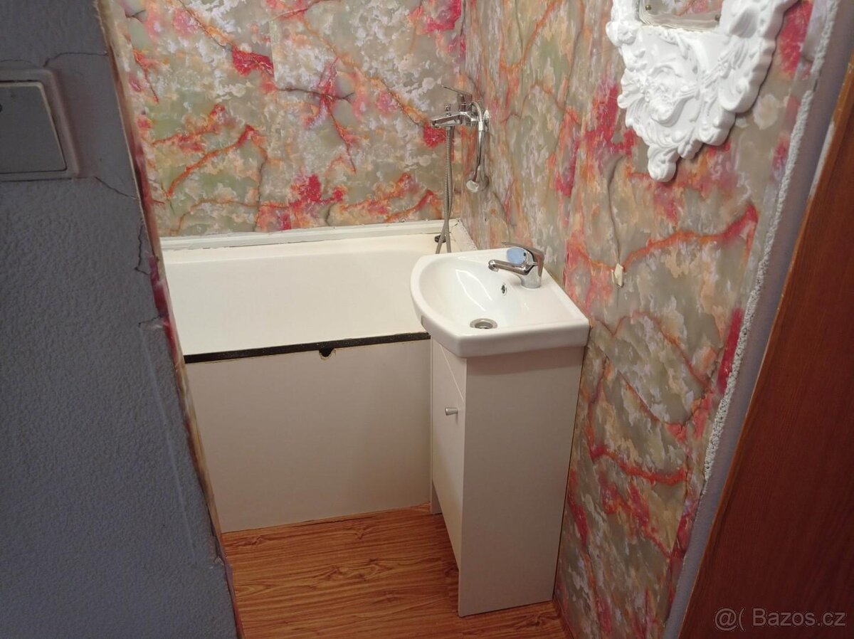 Prodej bytu 2+1, Růžová 1237/2, Most - 8