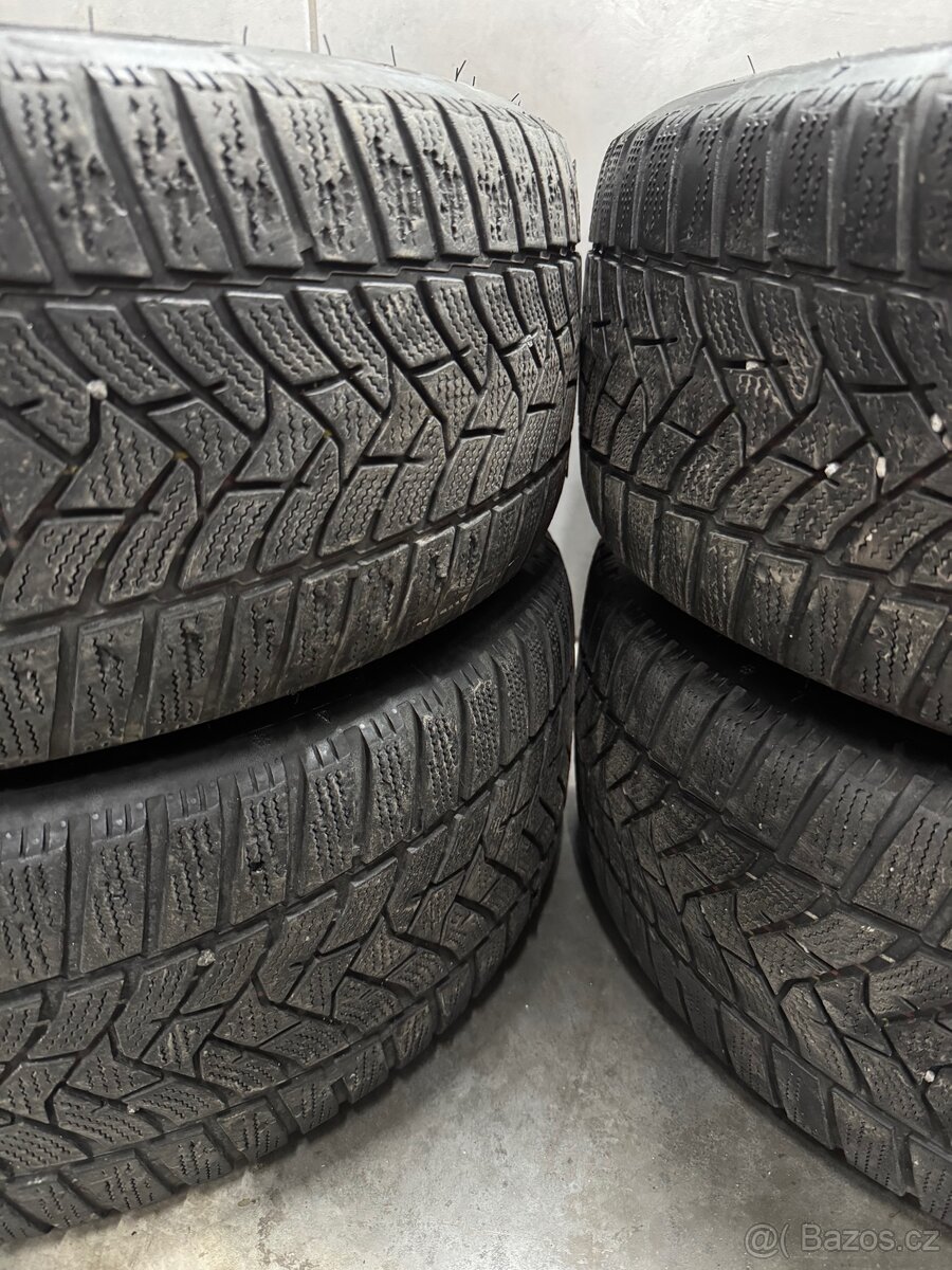PLECHOVÁ SADA FORD R16 215/55 R16 - 8