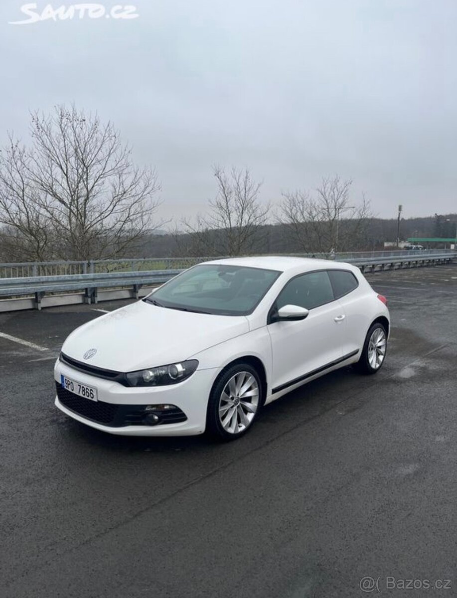 VW Scirocco 2.0 TDI 103 kW DSG - 8