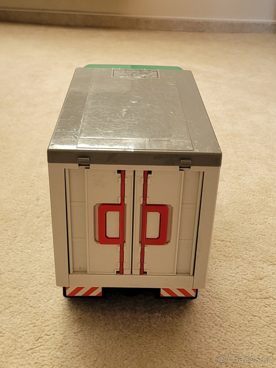 Bruder auto Volvo Euro Cargo - 8