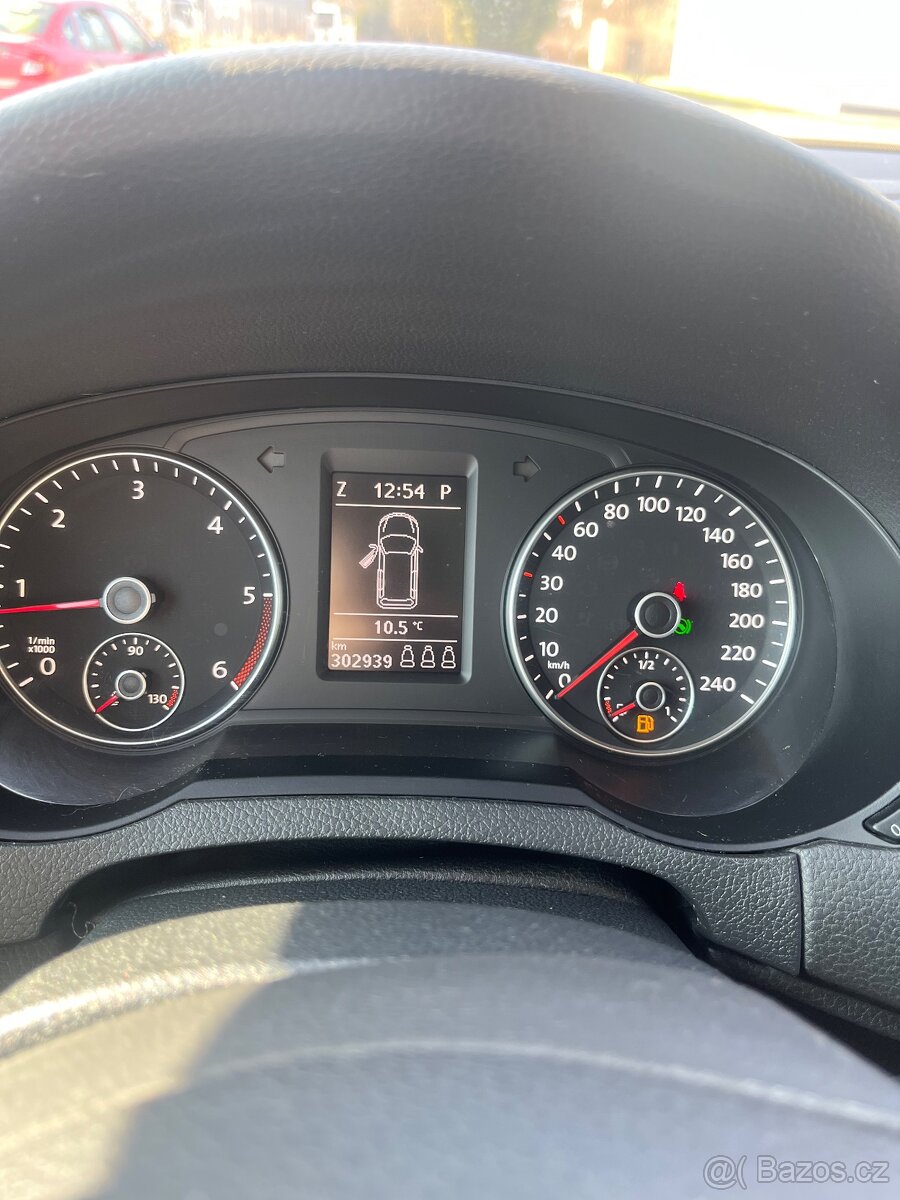 VW Sharan 7N 2.0tdi 103kw DSG - 8