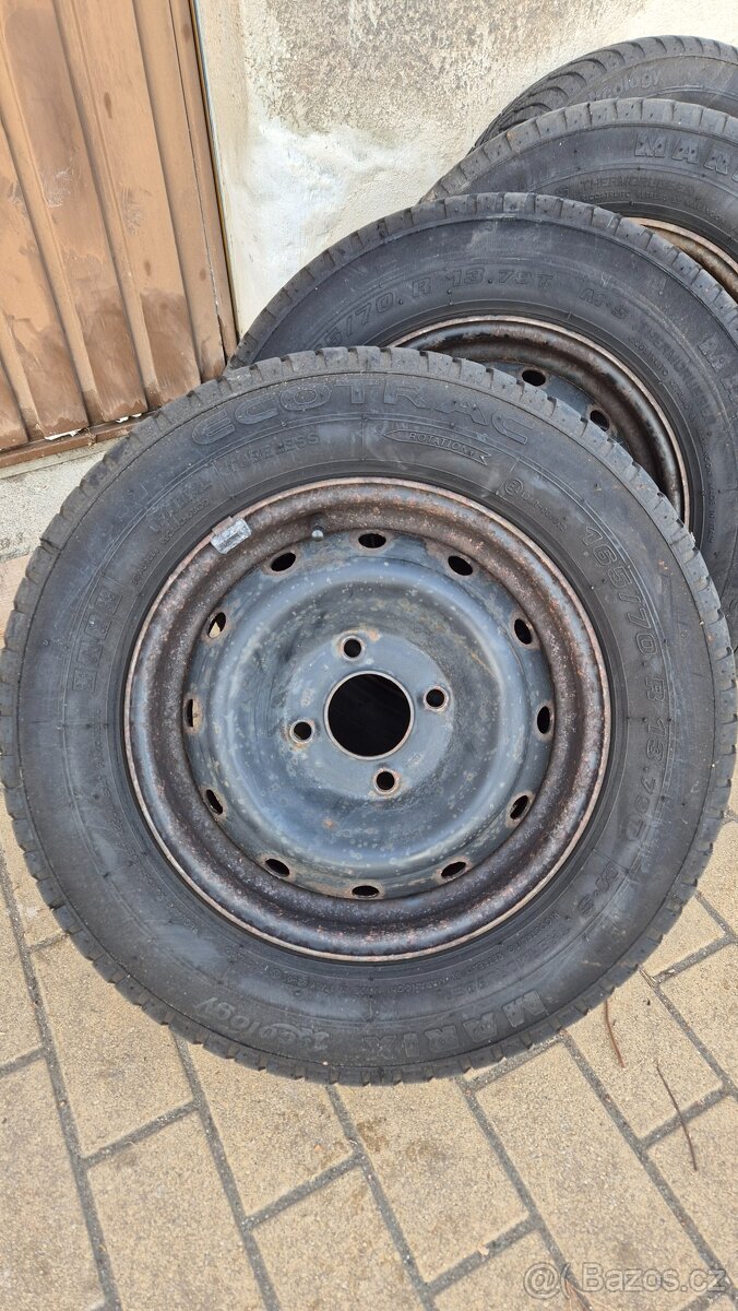 Prodám dvě sady kol včetně pneu - 8