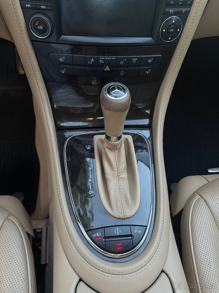 MERCEDES BENZ CLS 320 CDI - 8