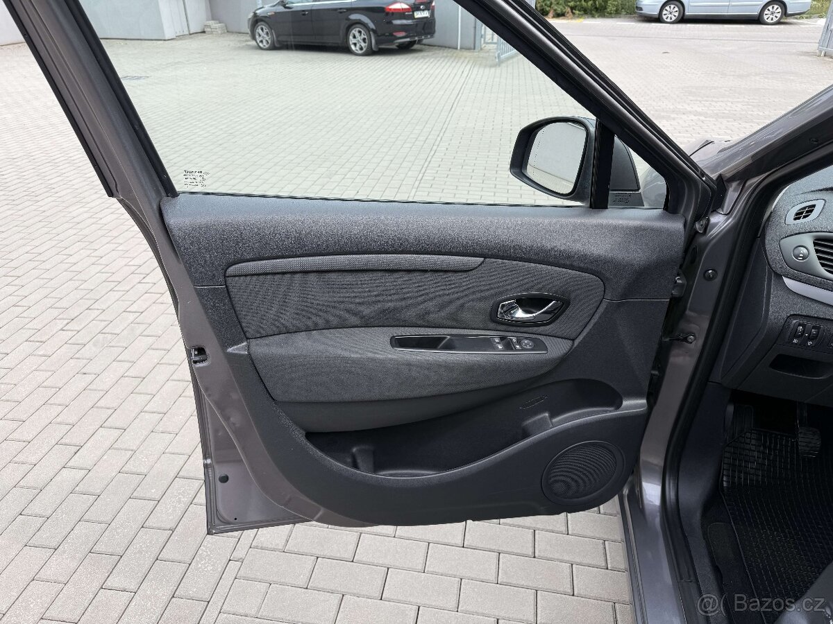 Scénic, 1.6 16v 81kw TomTom editiom - 8
