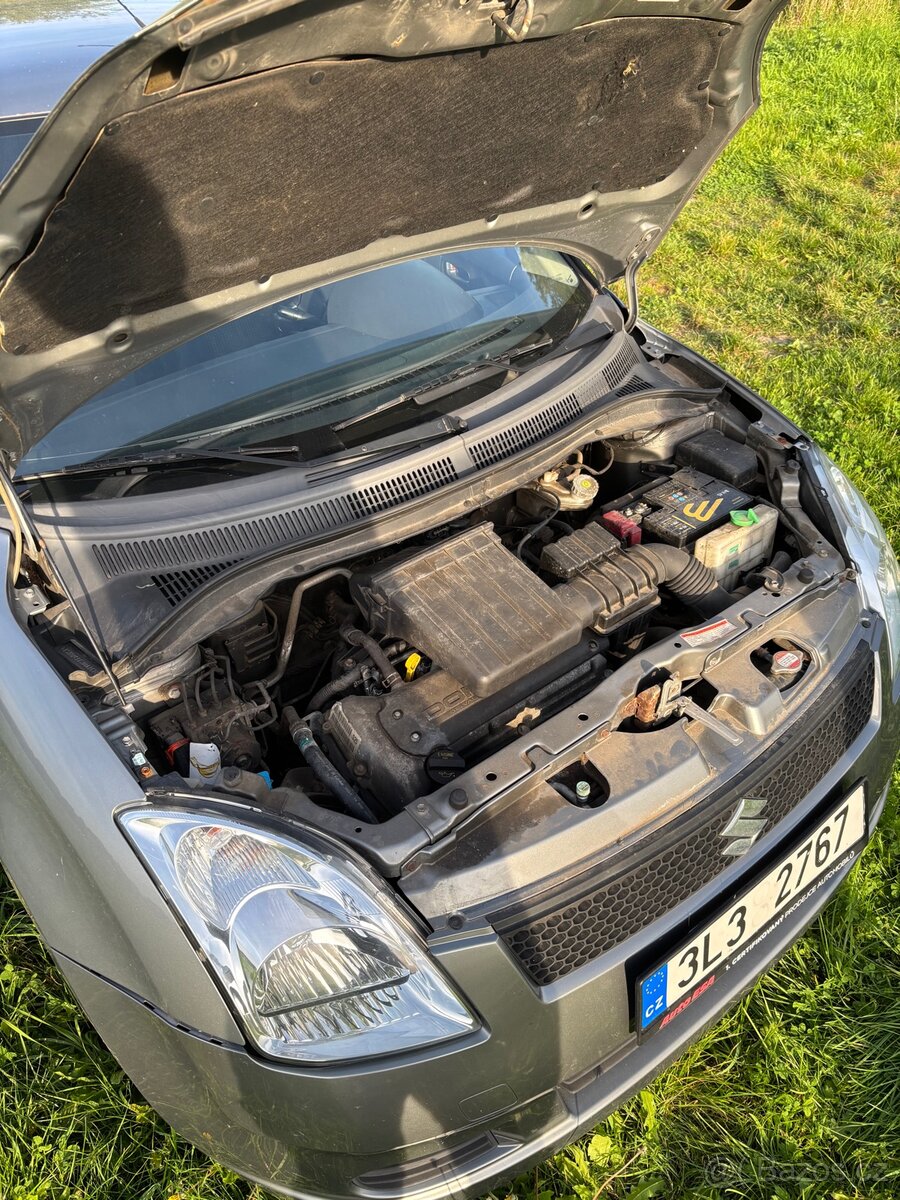 Suzuki Swift - 8