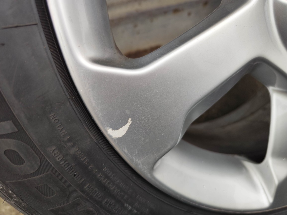 17"letní alu sada Sargas 5x108 origo Volvo XC70 XC60 215/60 - 8