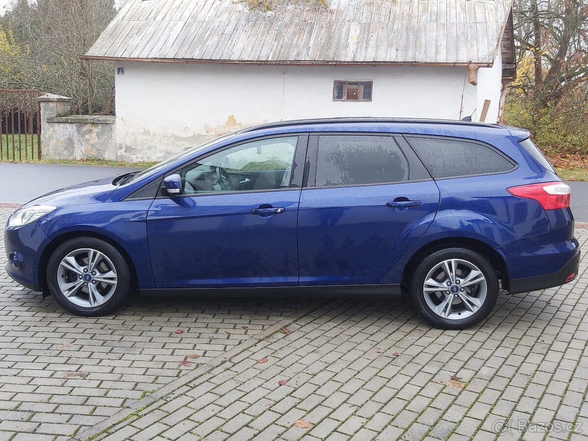 Ford Focus Titanium 1.6 TDCi 77 kw, servis Ford, 2013 - 8