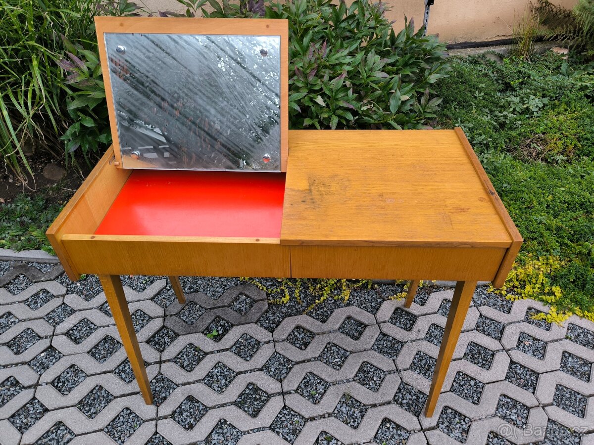 Retro toaletní stolek František Jirák - 60. léta - 8