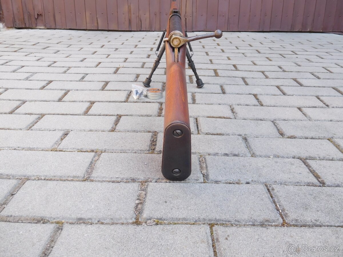 Vojenská vzduchovka vzor 47. - 8